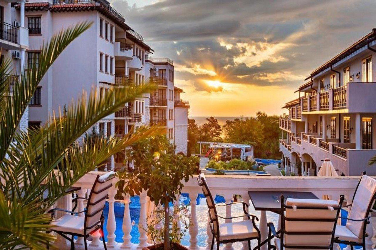The Cliff Beach Apartments ابزور المظهر الخارجي الصورة