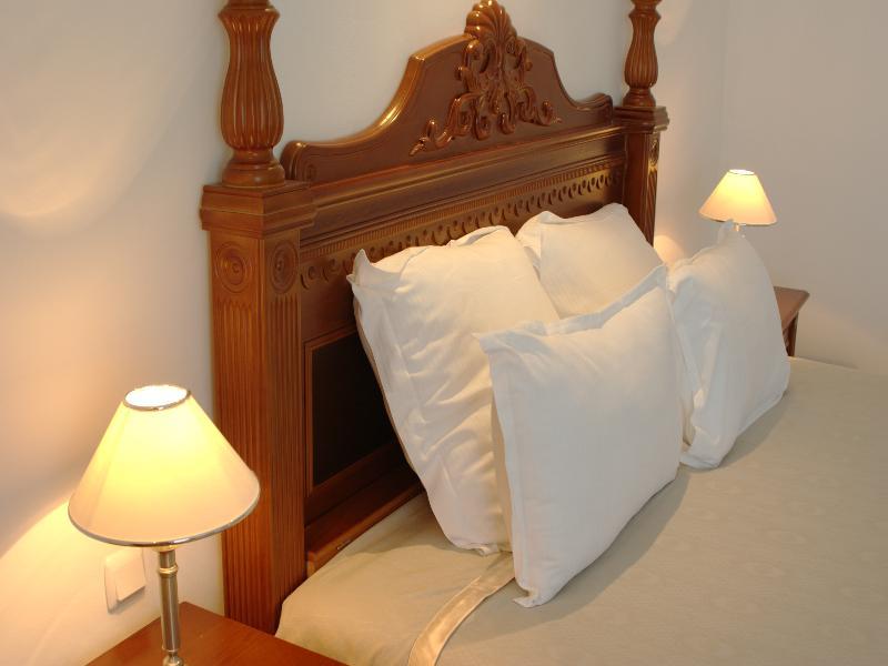 The Cliff Beach Apartments ابزور المظهر الخارجي الصورة