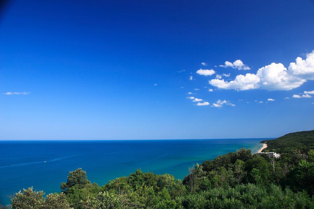 The Cliff Beach Apartments ابزور المظهر الخارجي الصورة