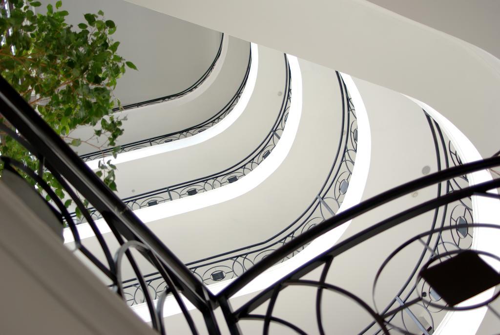 The Cliff Beach Apartments ابزور المظهر الخارجي الصورة